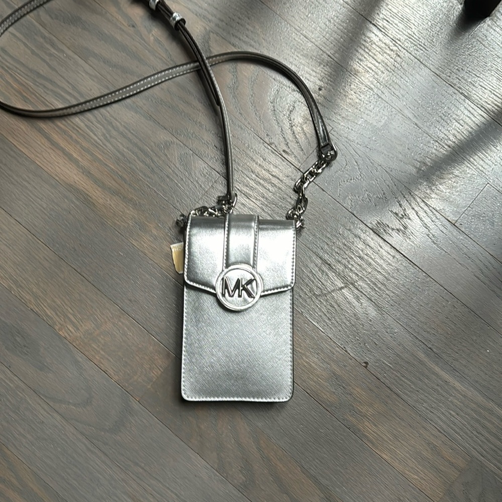 Michael Kors phone cross body